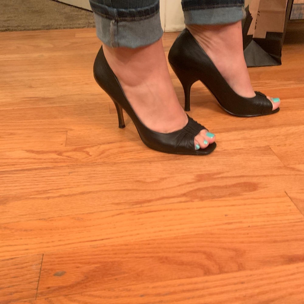 Women’s BCBG Paris Heels
